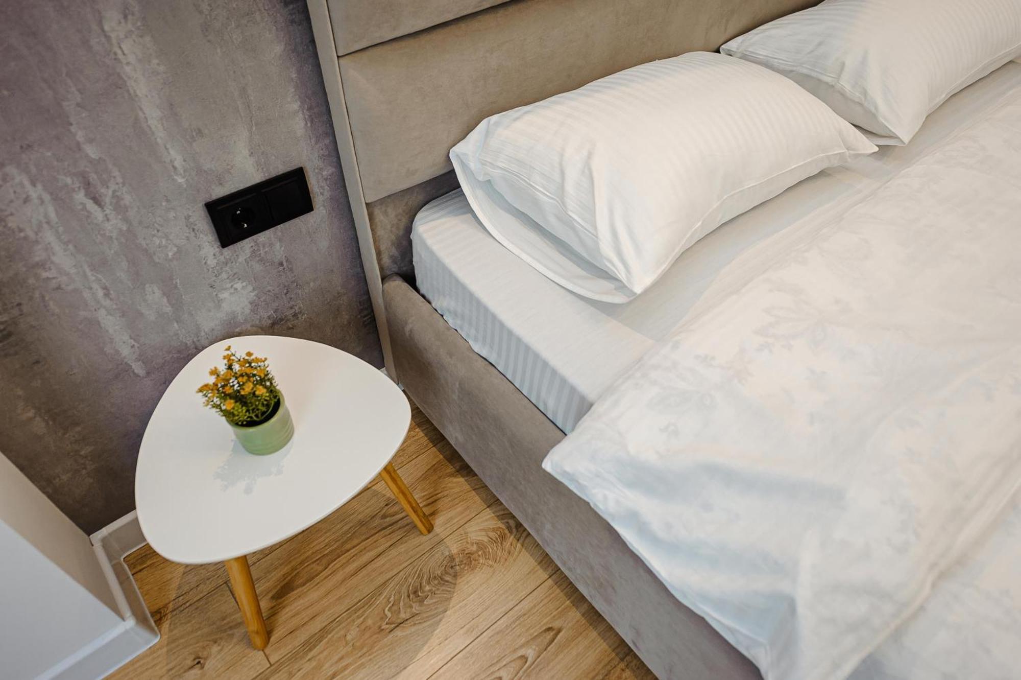 Luxury Oasis Flat Apartment Chisinau Exterior foto
