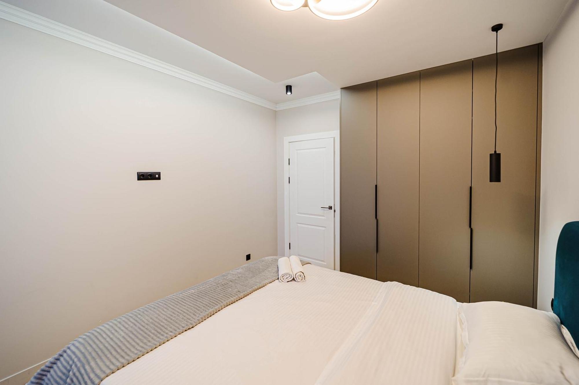 Luxury Oasis Flat Apartment Chisinau Exterior foto